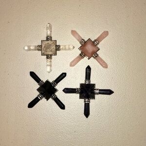 4 Rockcloud Pyramid Energy Generators